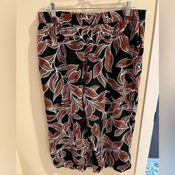 Apt 9 Size Large Wide Leg Light Weight Cropped Lounging 100% Rayon Pants - Picture 5 of 7